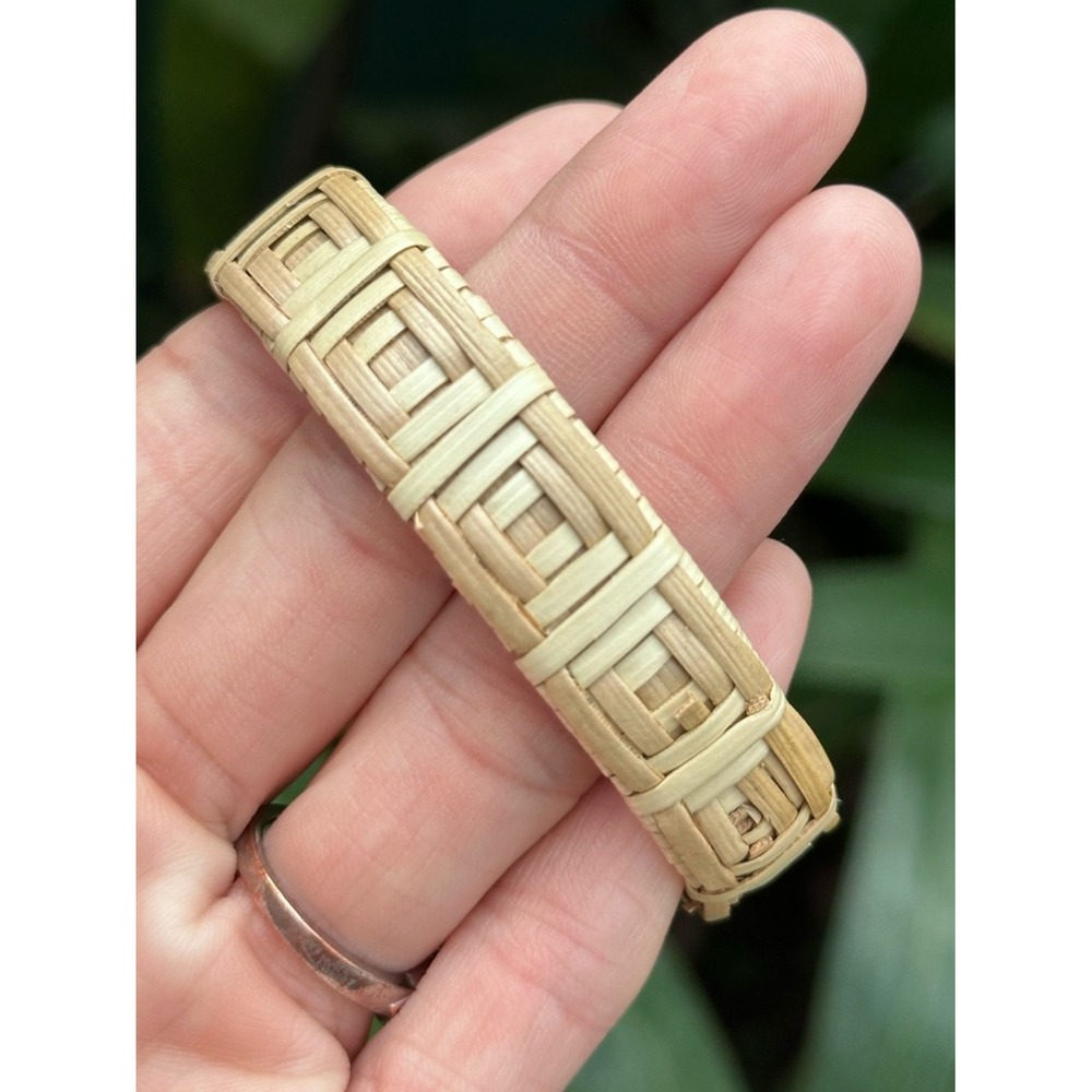 Handcrafted in Maui Kids' Lauhala Bracelet - ONE bracelet